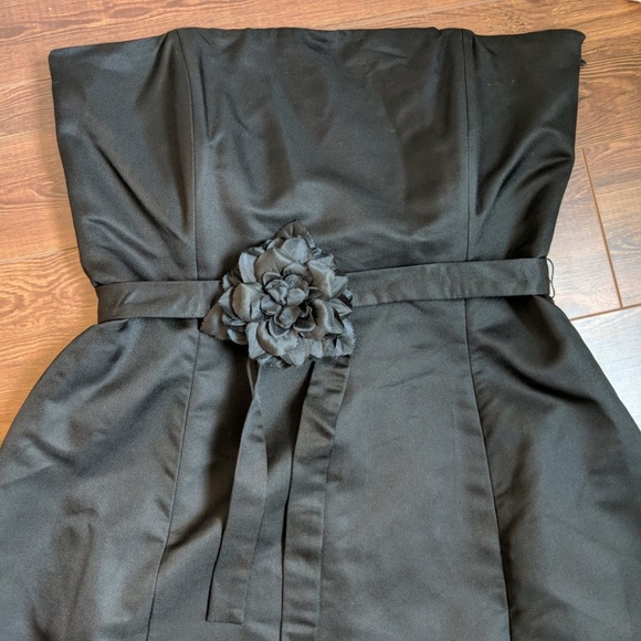 [Banana Republic] 100% Silk Black Cocktail Dress - Picture 2 of 7